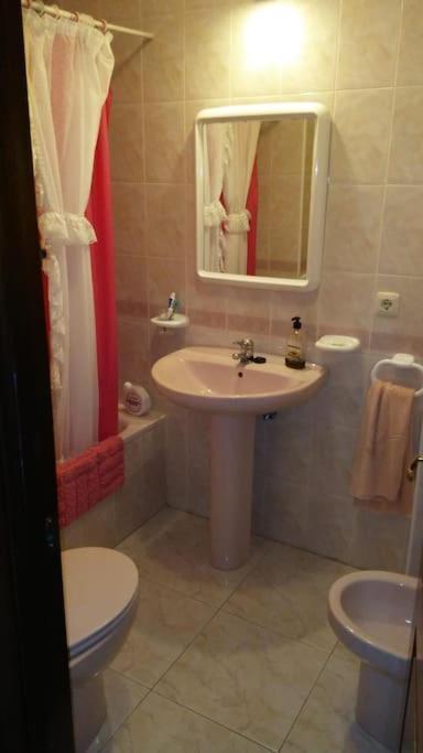 Piso En La Playa Apartment Ноха Екстериор снимка