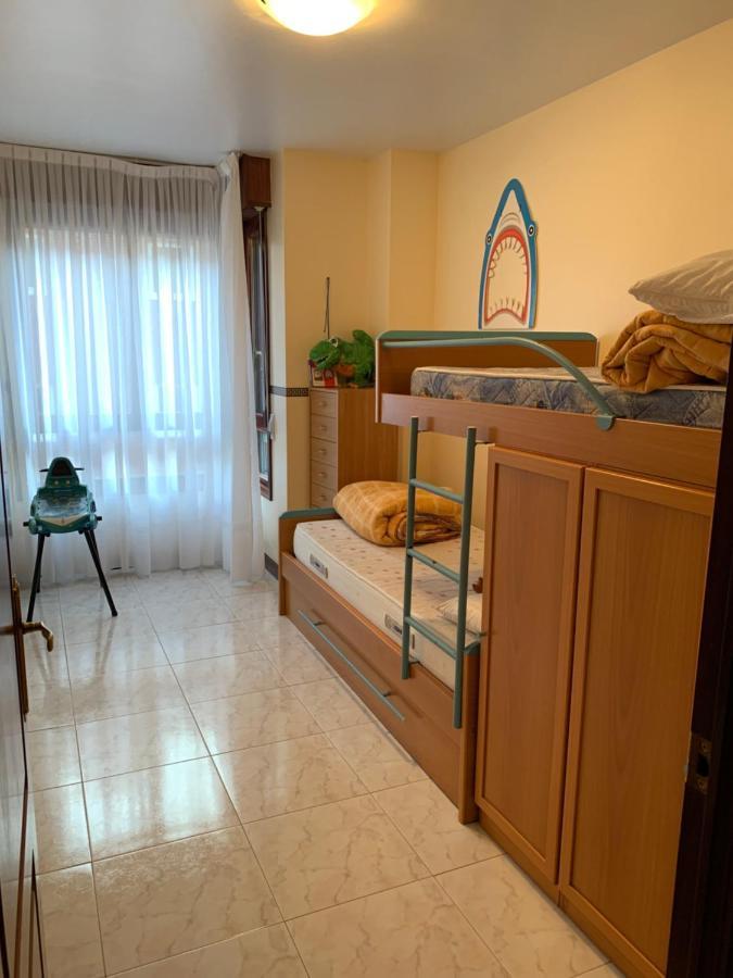Piso En La Playa Apartment Ноха Екстериор снимка